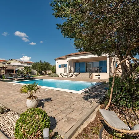 Villa Casa Kamber With Pool *