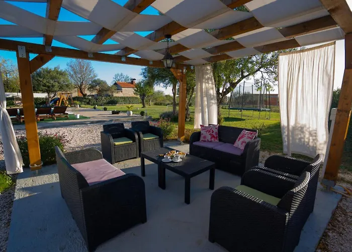 Villa Casa Kamber With Pool