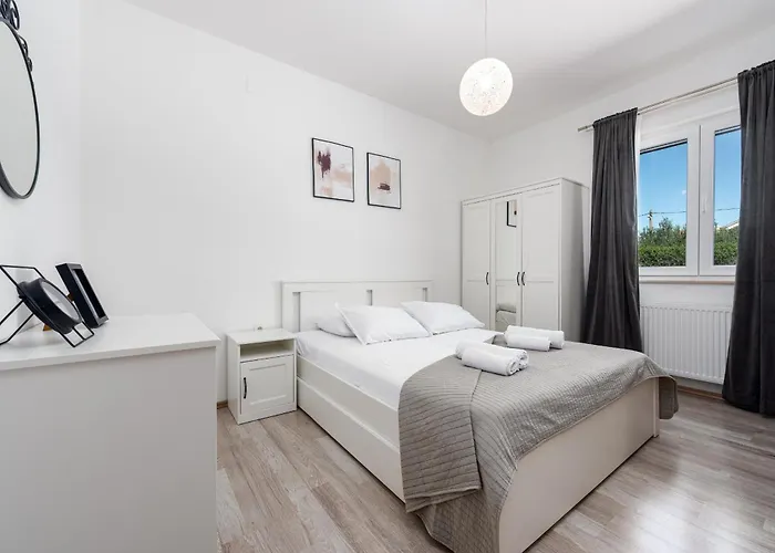 Casa Kamber With Pool