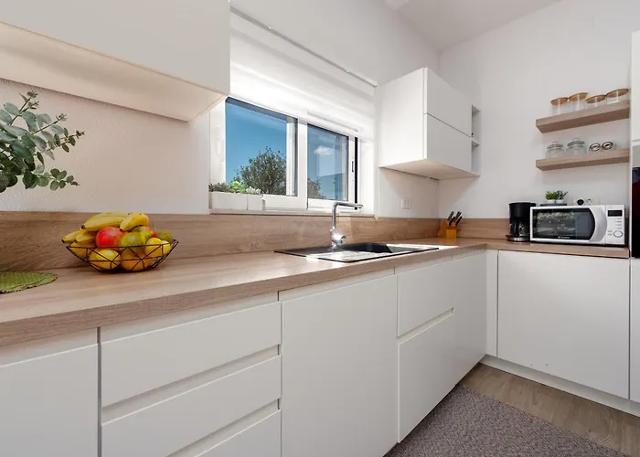 Casa Kamber With Pool Villa