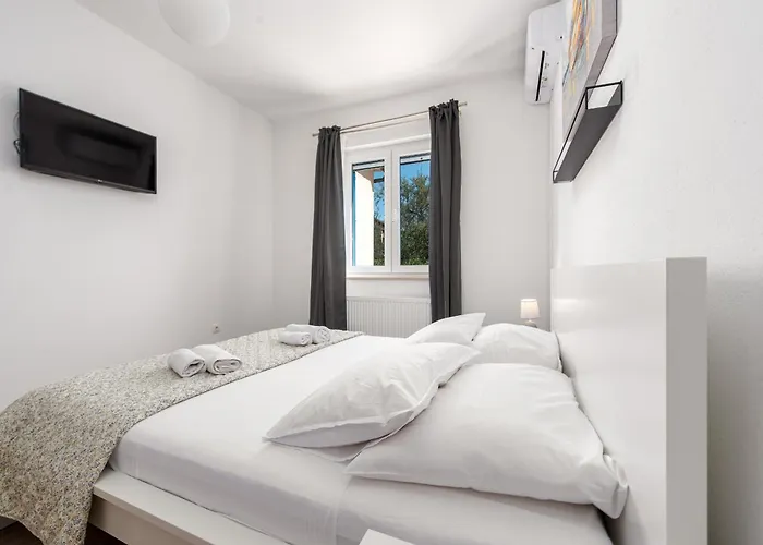 Villa Casa Kamber With Pool *