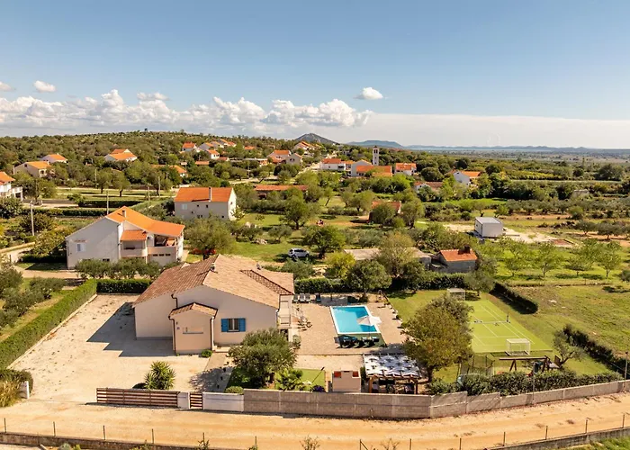 Villa Casa Kamber With Pool *