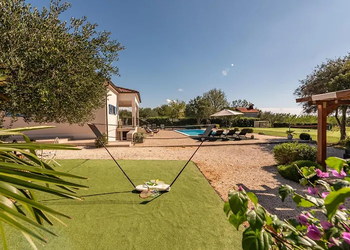 Casa Kamber With Pool * Tinj