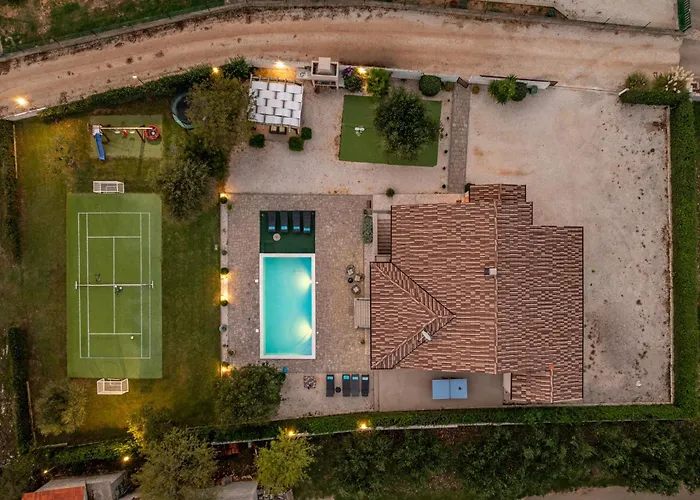 Casa Kamber With Pool Villa Tinj
