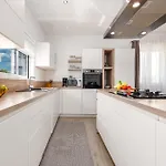 Casa Kamber With Pool Villa Tinj
