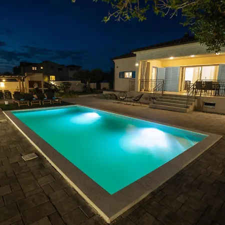 Casa Kamber With Pool