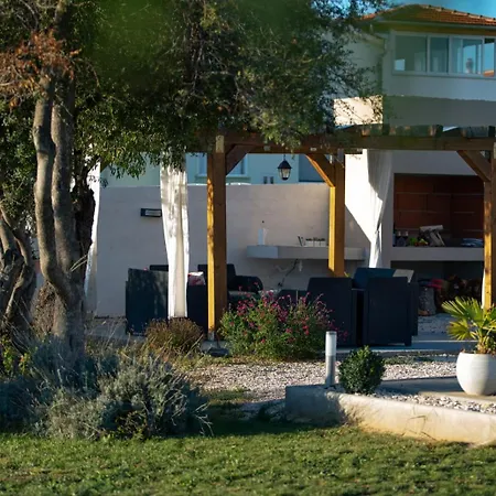 Villa Casa Kamber With Pool *