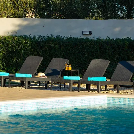 Villa Casa Kamber With Pool