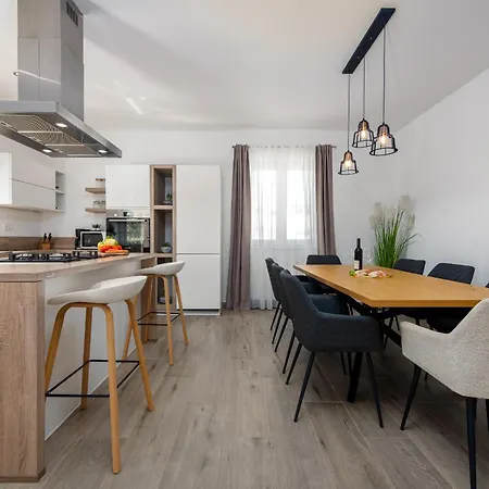וילה Casa Kamber With Pool *