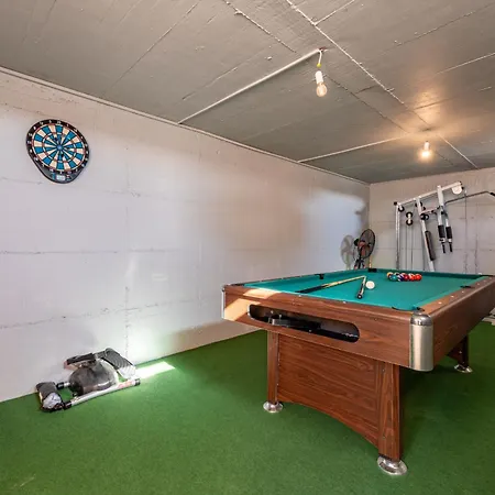 Casa Kamber With Pool וילה *