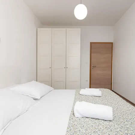 Casa Kamber With Pool Villa