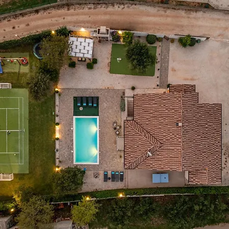 Casa Kamber With Pool Villa Tinj